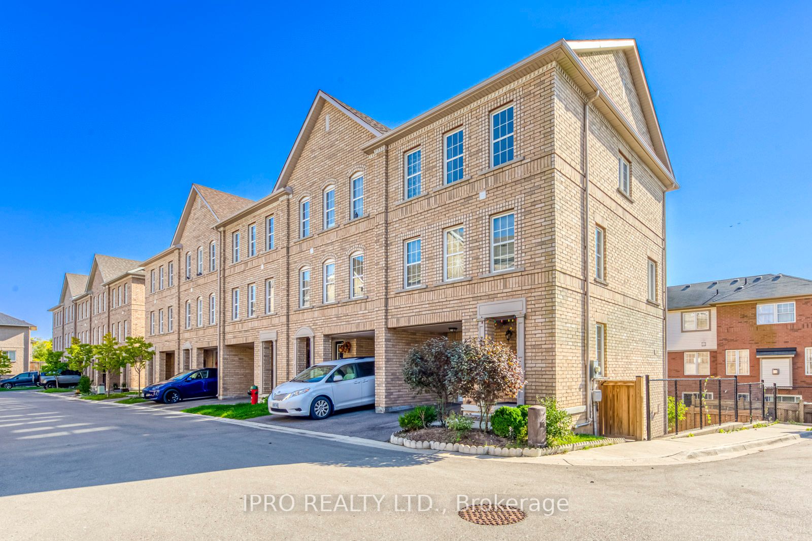 2280 Baronwood Drive, #90