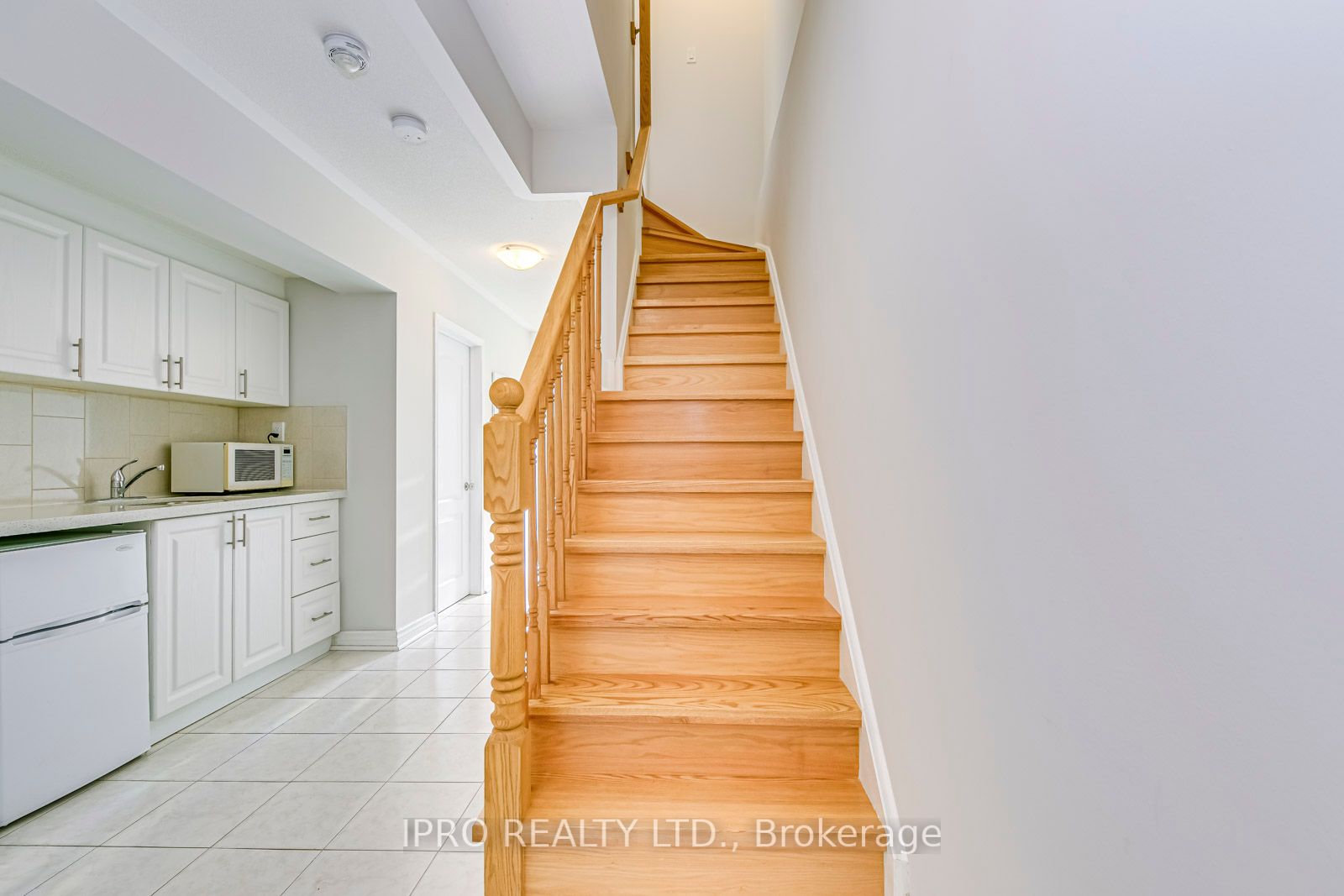 2280 Baronwood Drive, #90