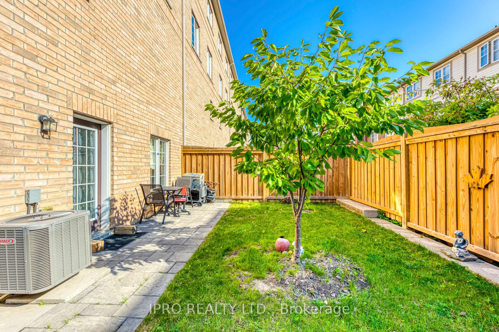 2280 Baronwood Drive, #90