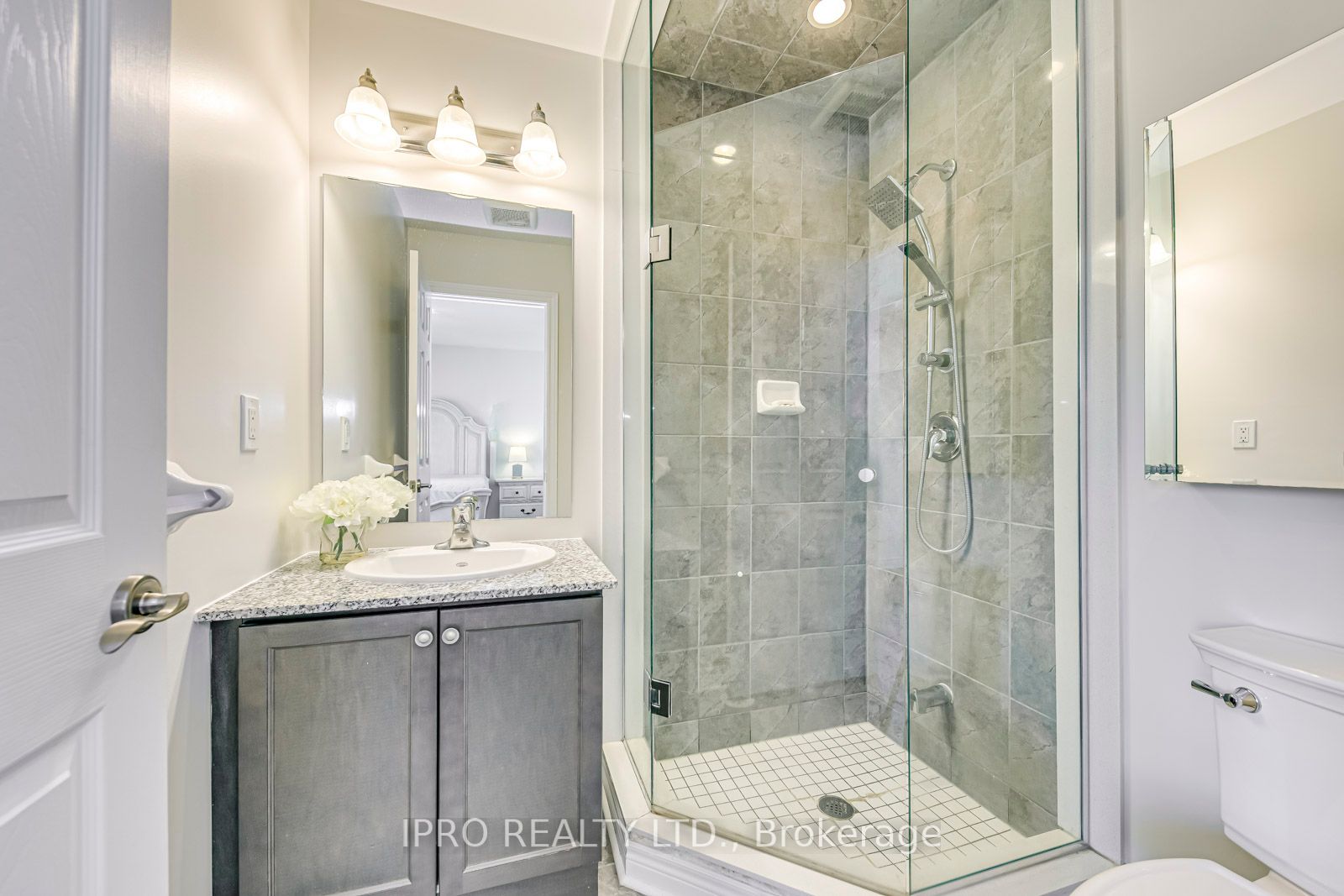 2280 Baronwood Drive, #90