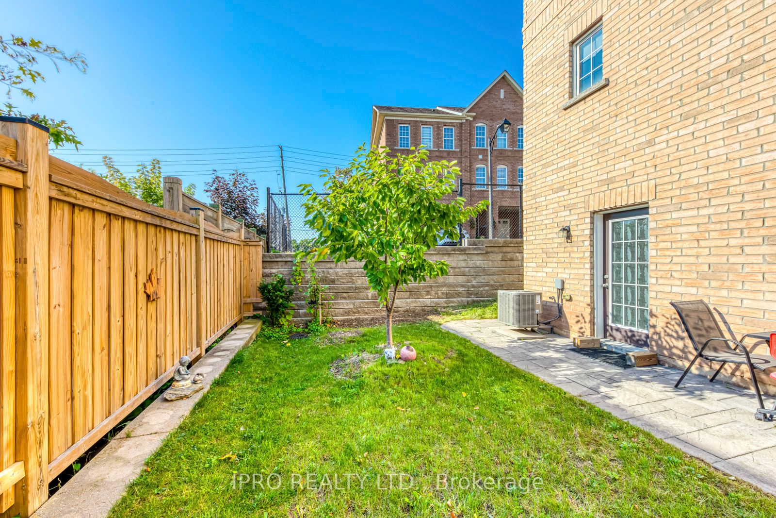 2280 Baronwood Drive, #90