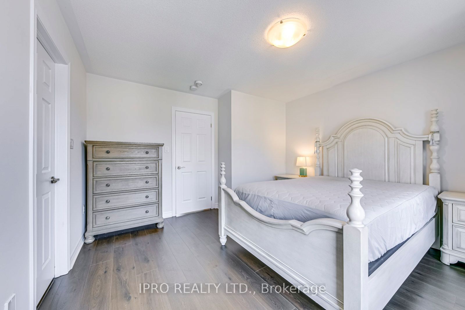 2280 Baronwood Drive, #90