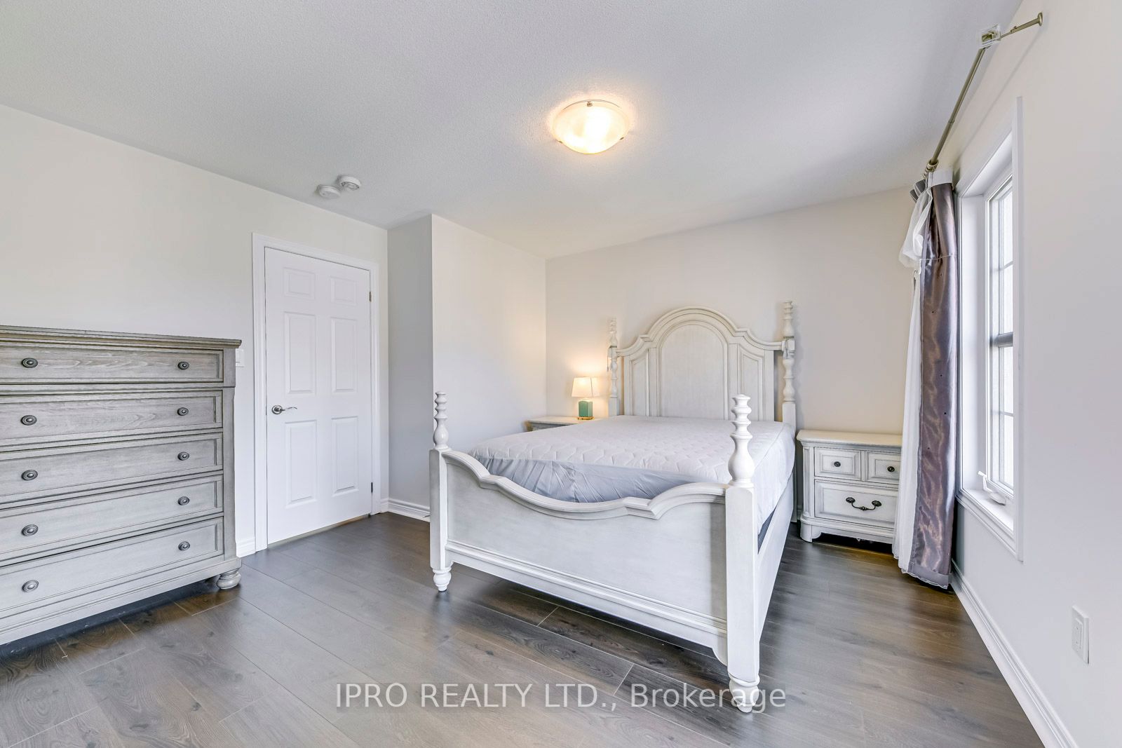 2280 Baronwood Drive, #90