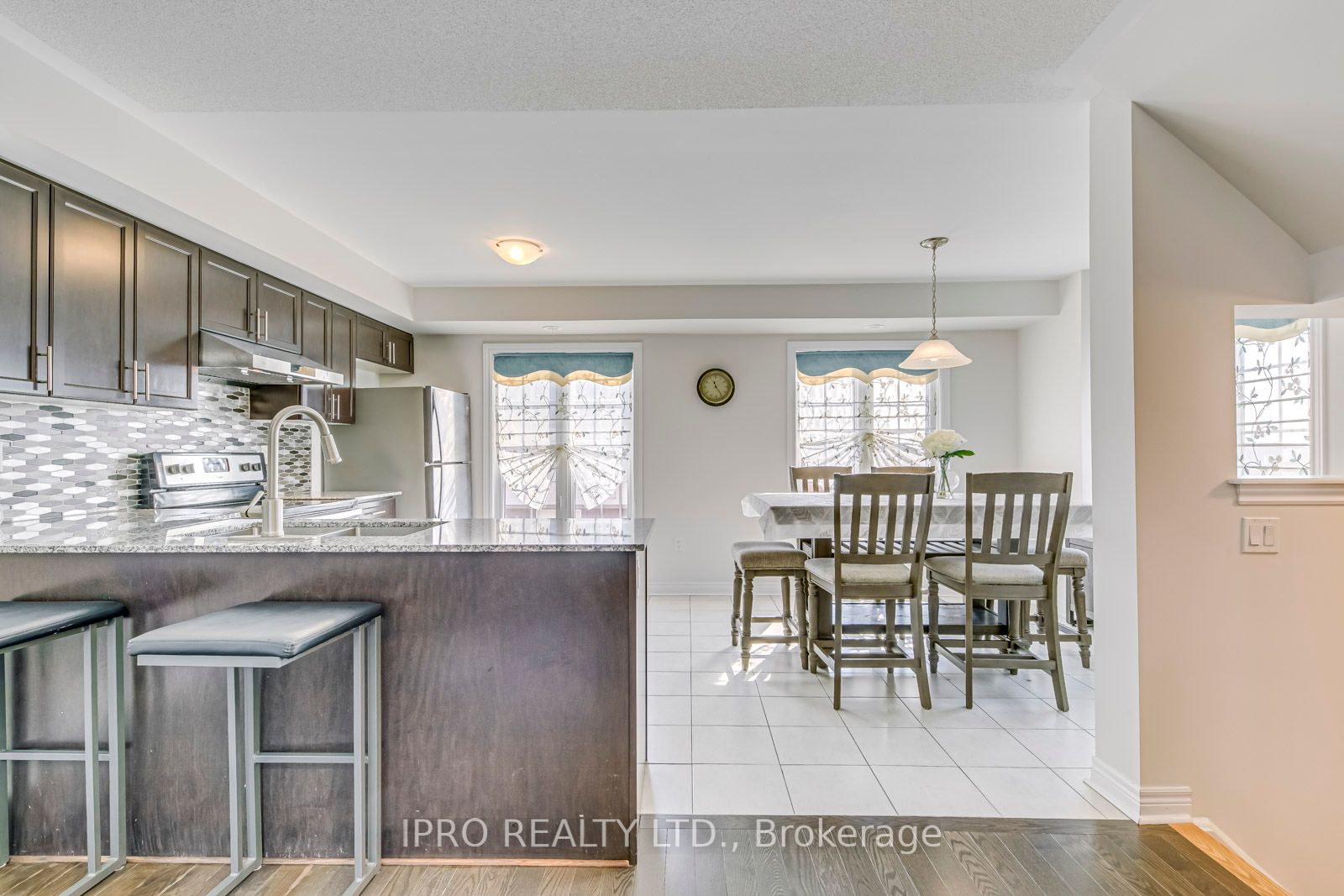 2280 Baronwood Drive, #90