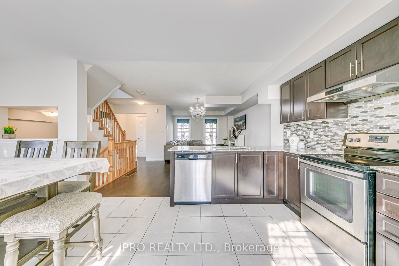 2280 Baronwood Drive, #90