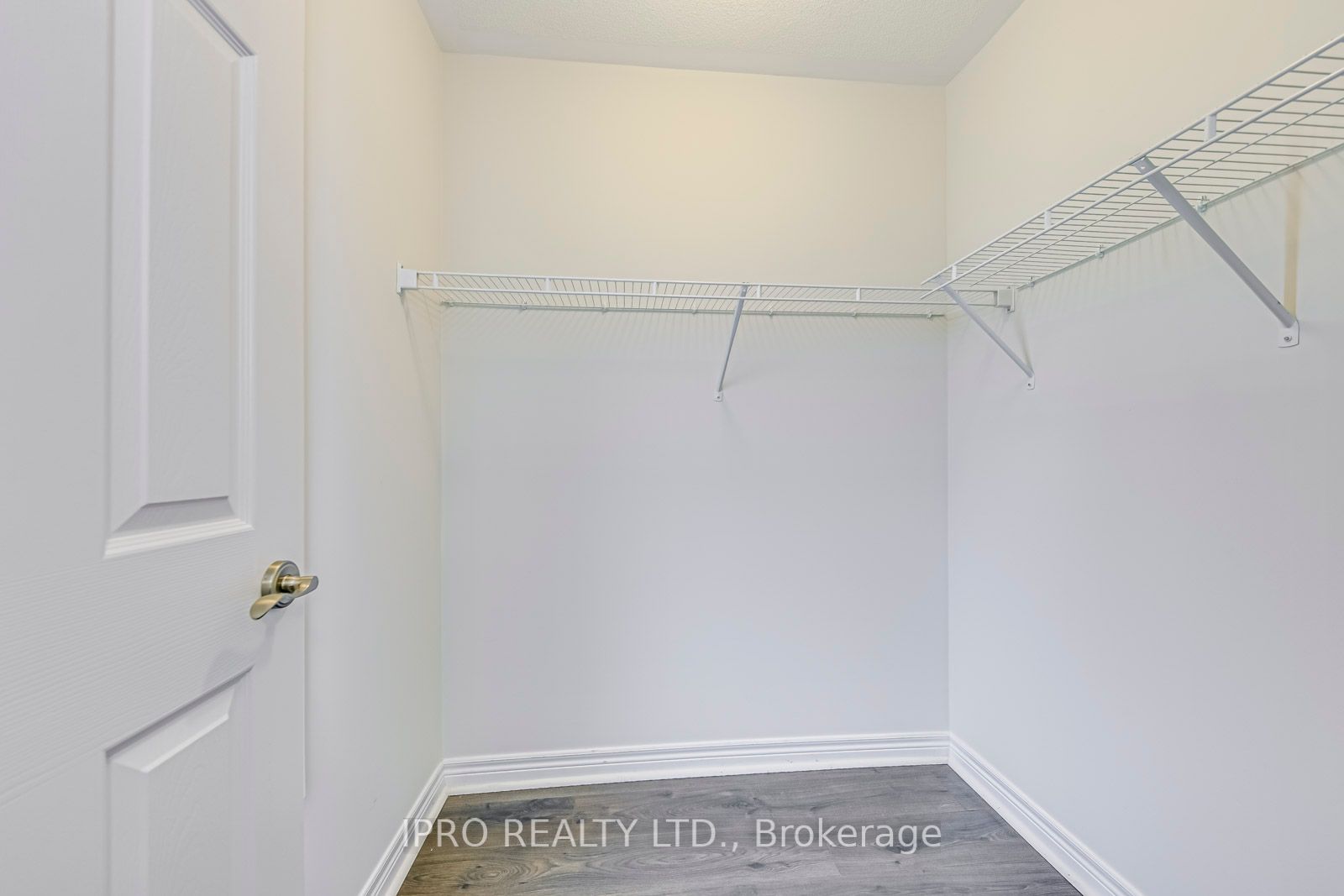 2280 Baronwood Drive, #90