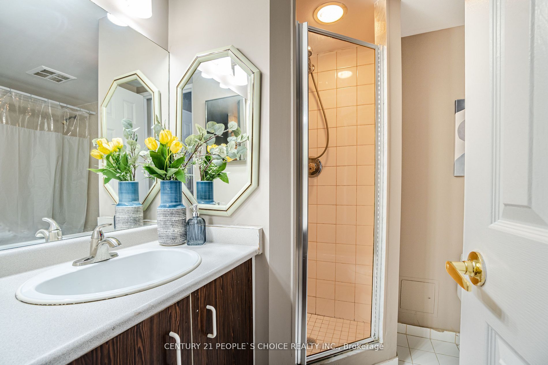 330 Rathburn Road W, #405