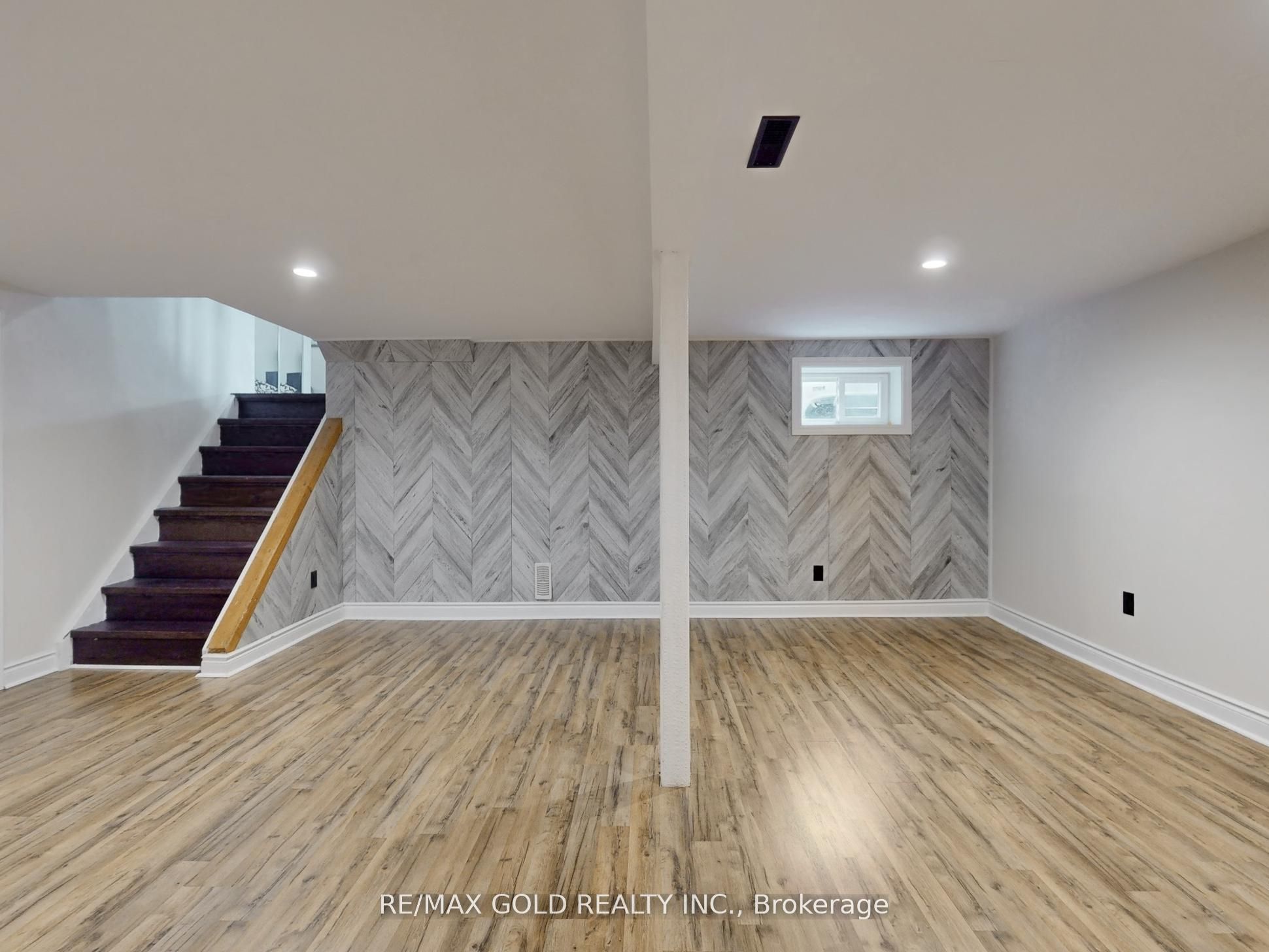 44 Deloraine Drive
