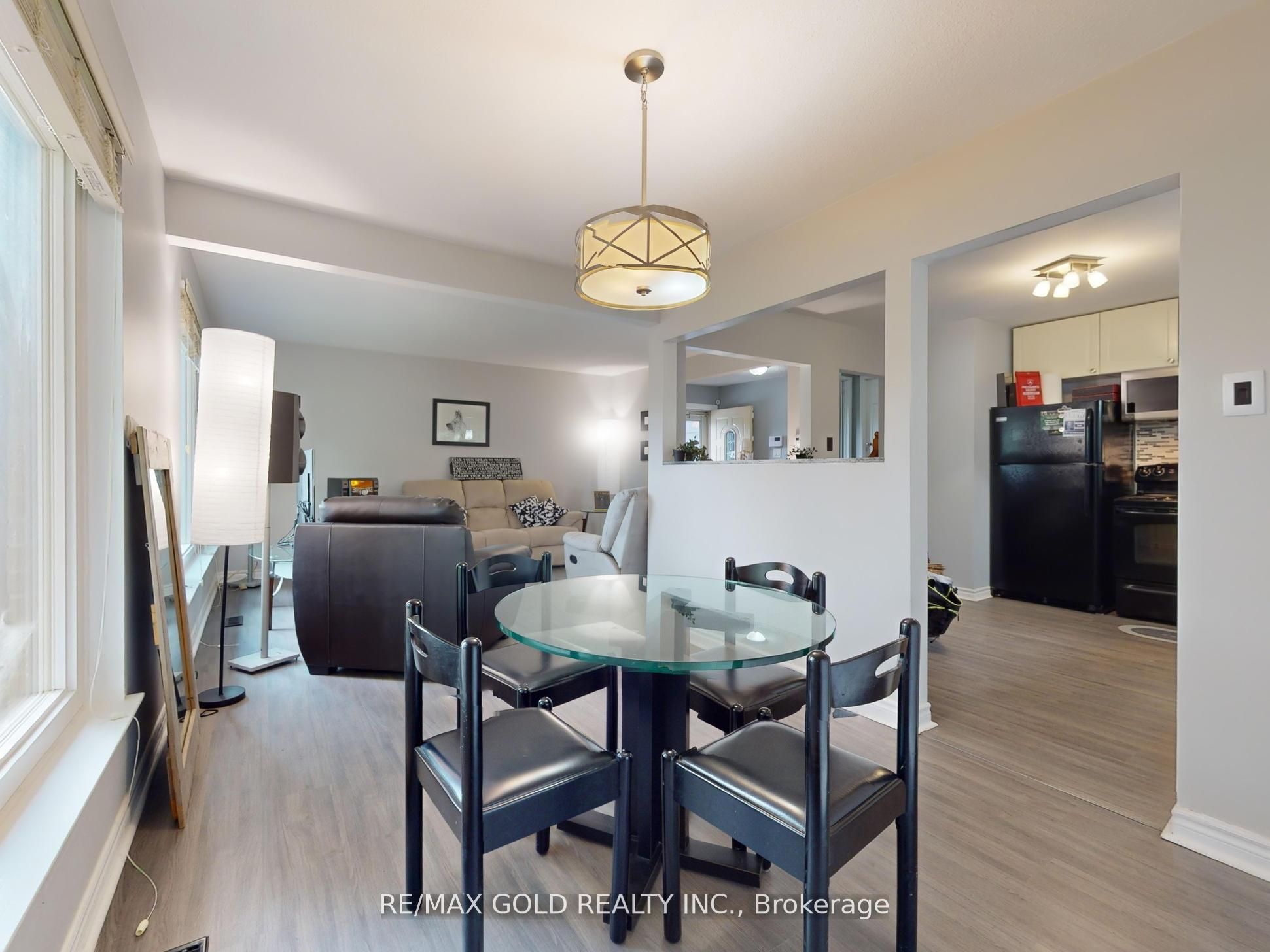 44 Deloraine Drive