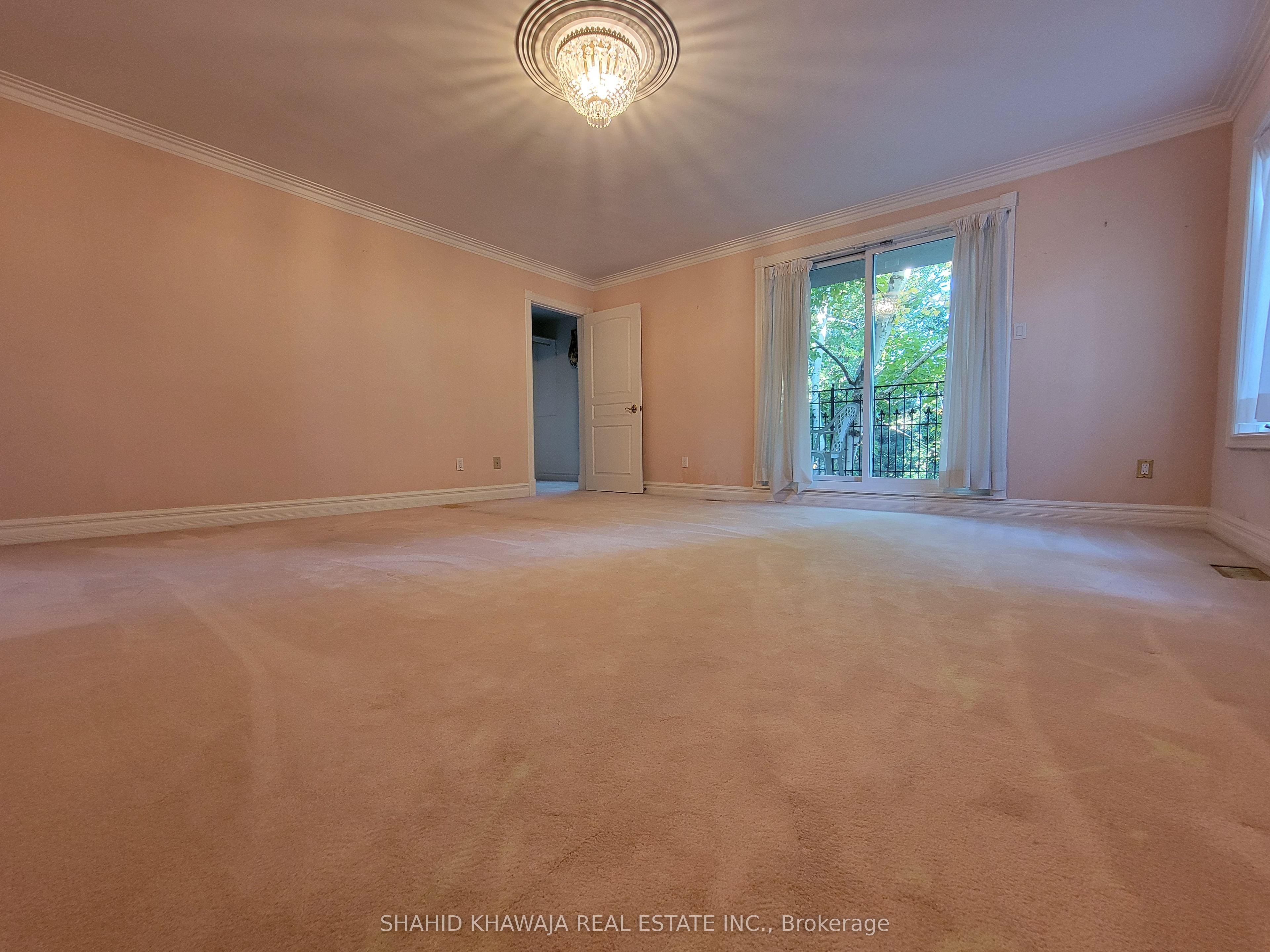 2480 MISSISSAUGA Road