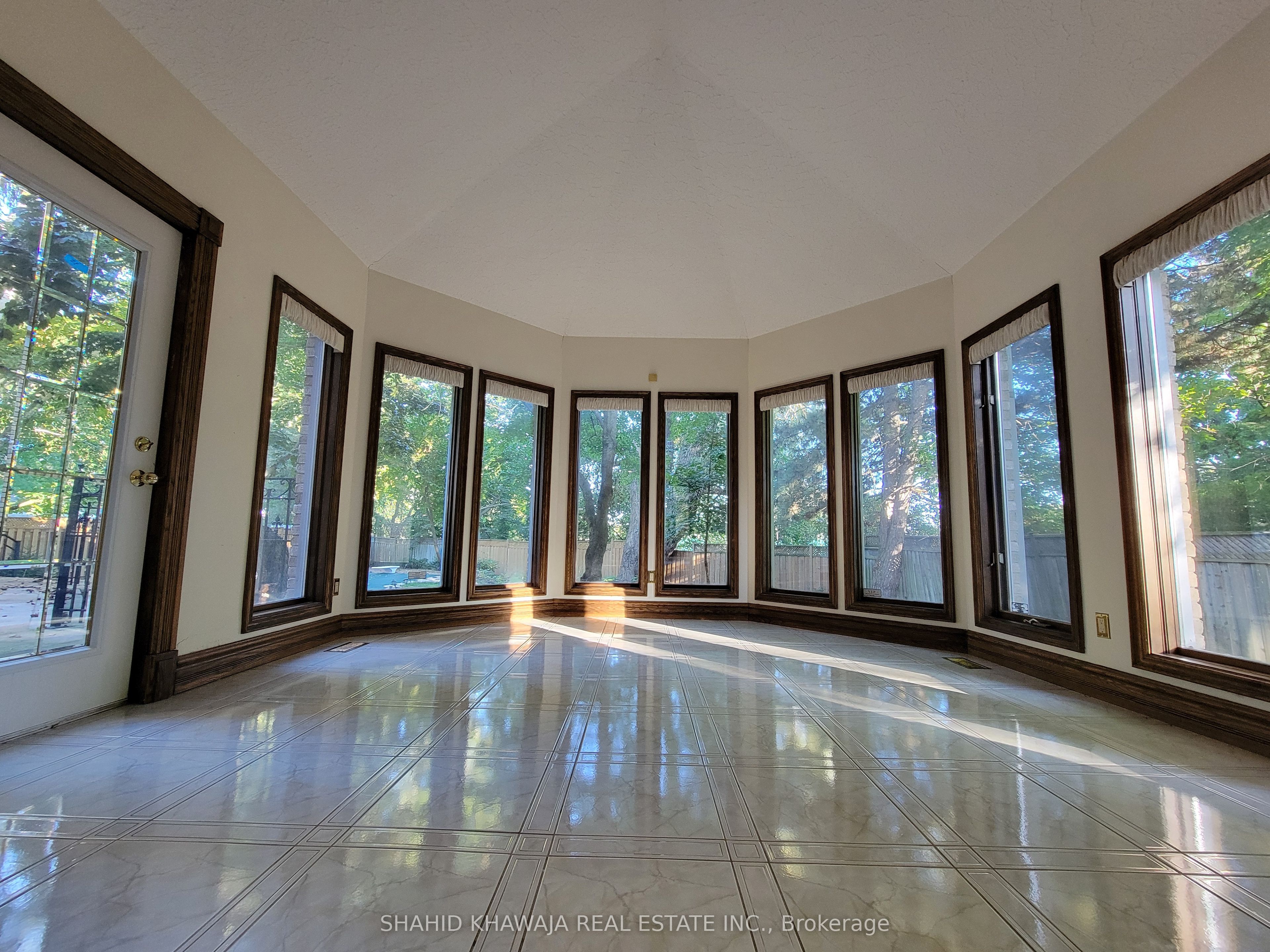 2480 MISSISSAUGA Road