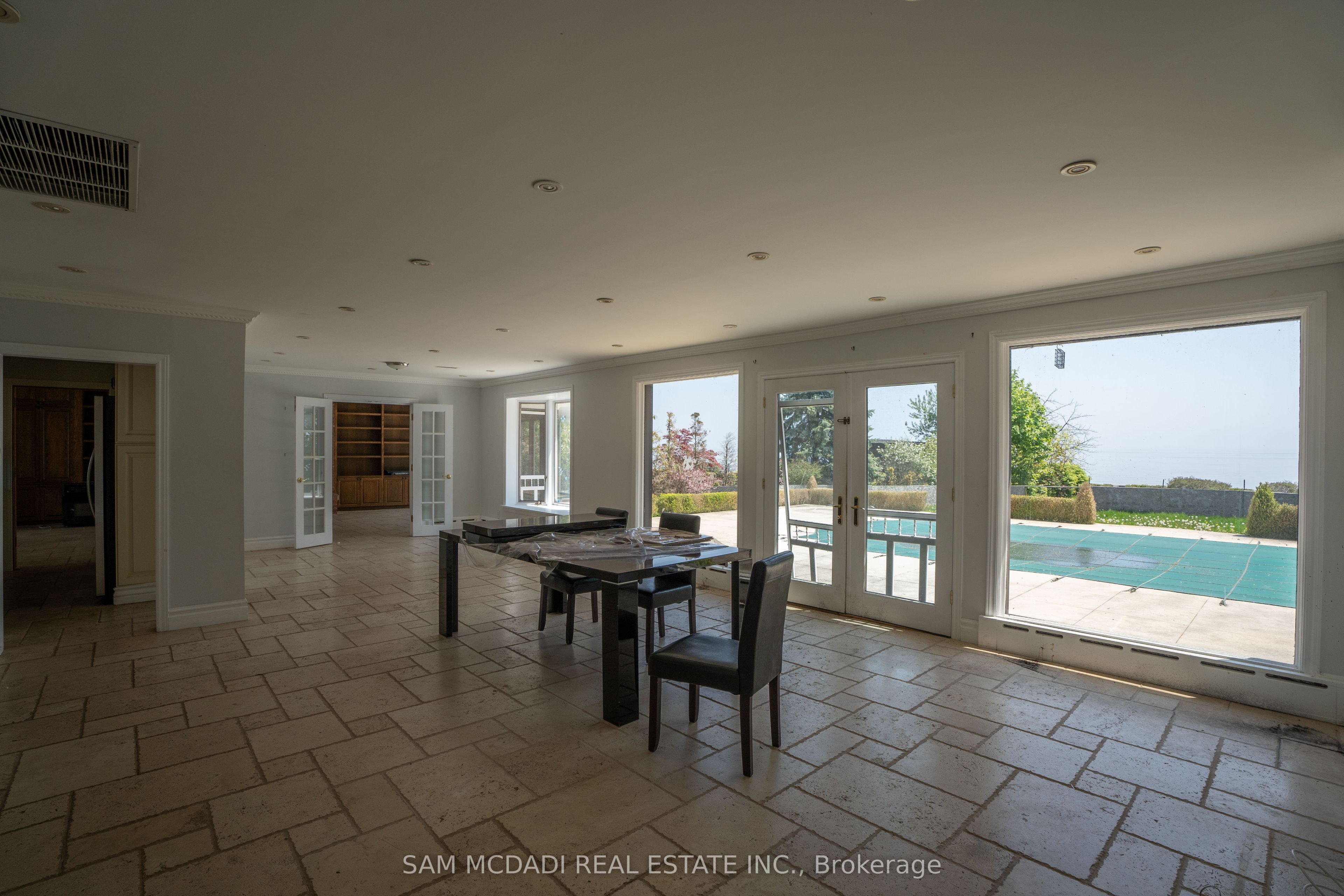 1588 Watersedge Road