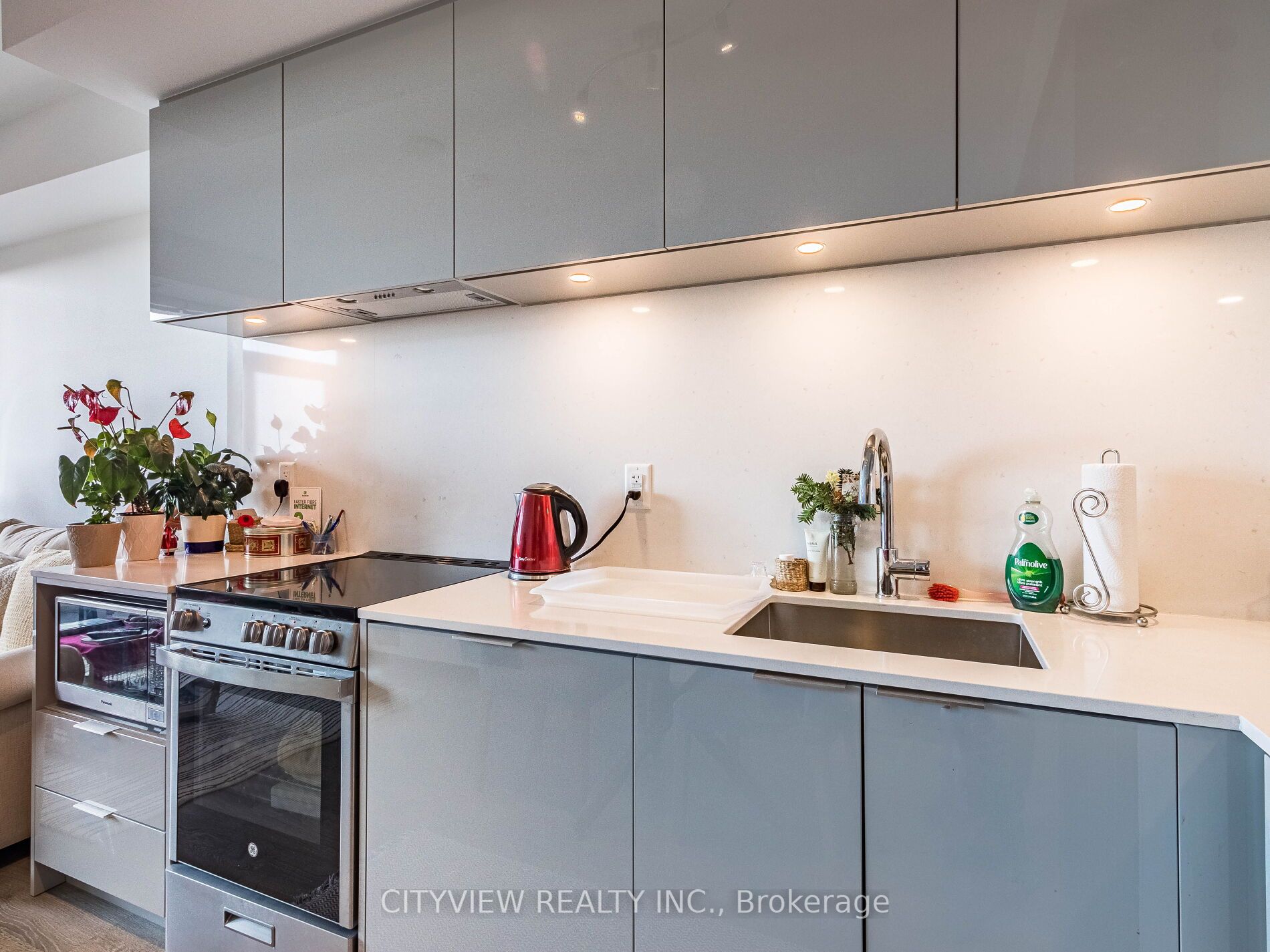 65 Annie Craig Drive, #602
