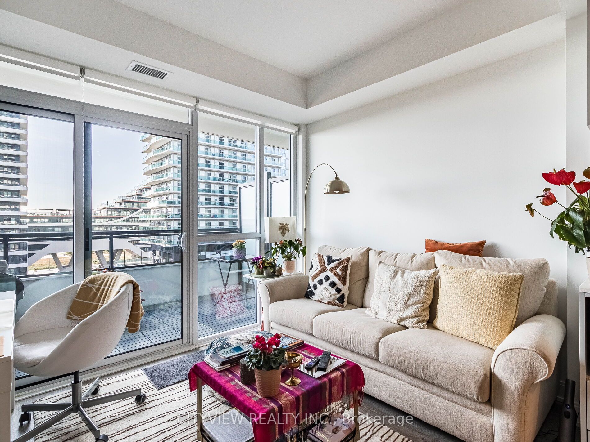 65 Annie Craig Drive, #602