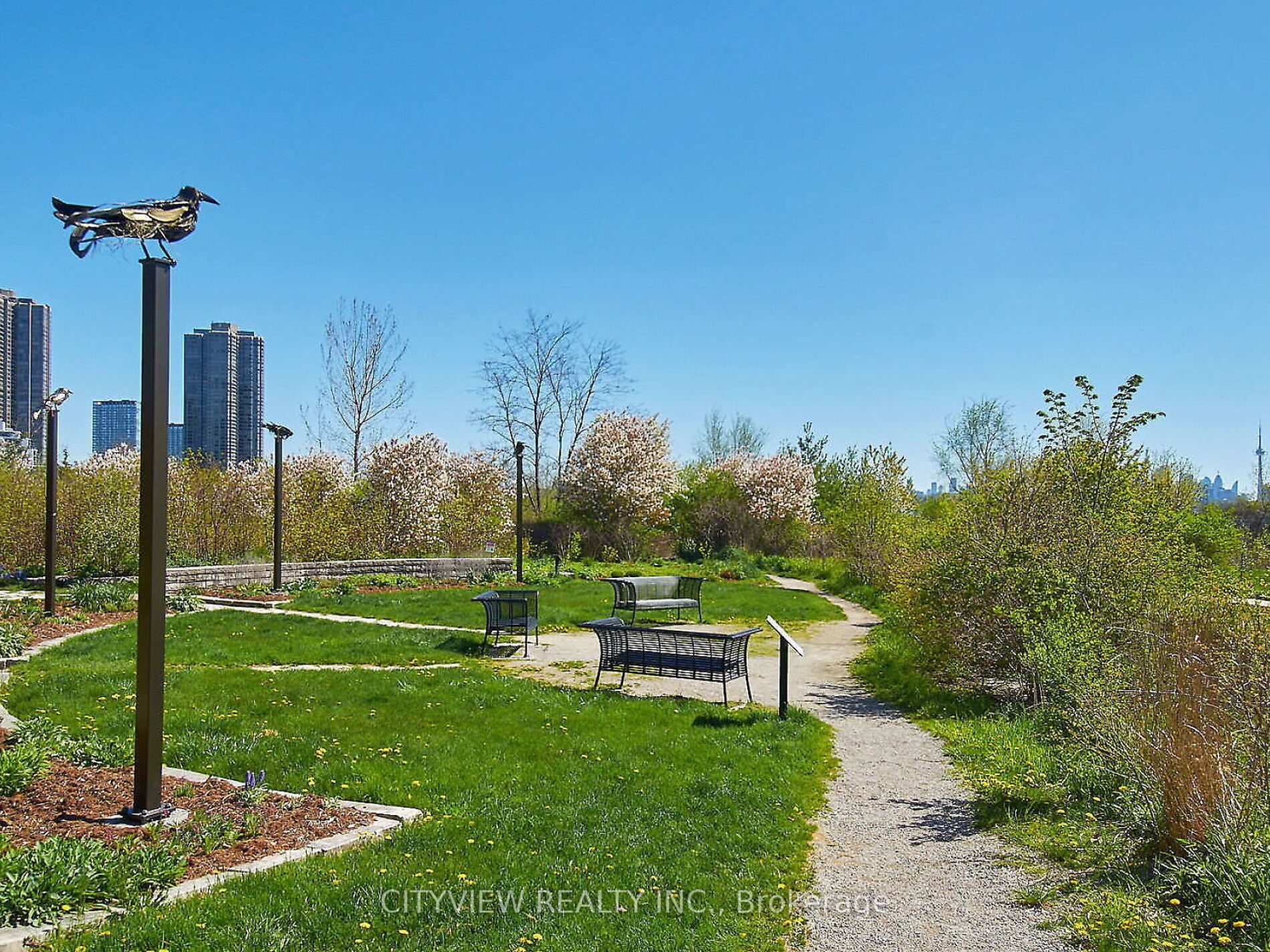 65 Annie Craig Drive, #602