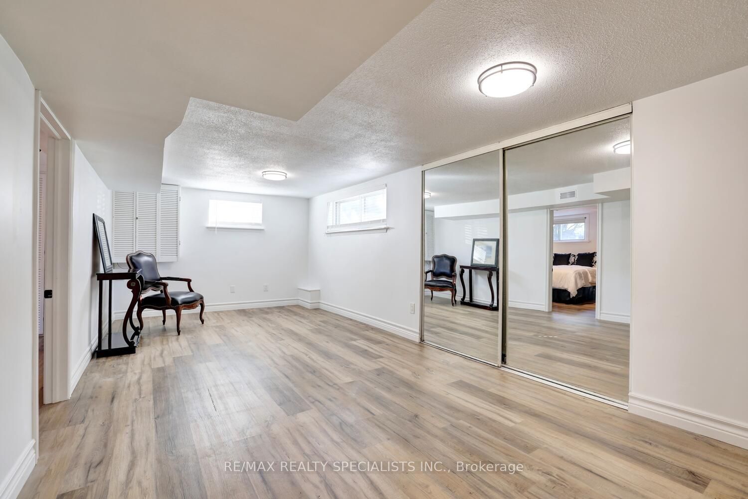 2633 Liruma Road
