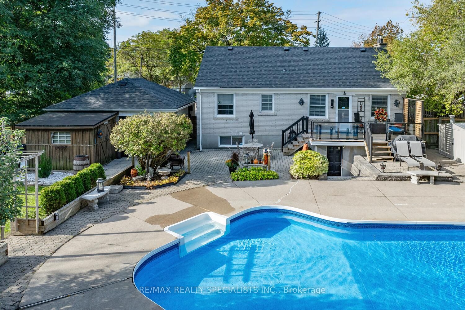 2633 Liruma Road