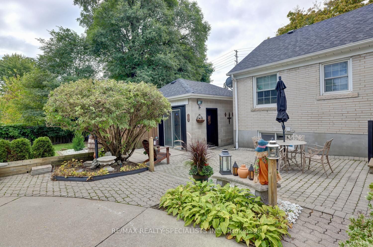 2633 Liruma Road