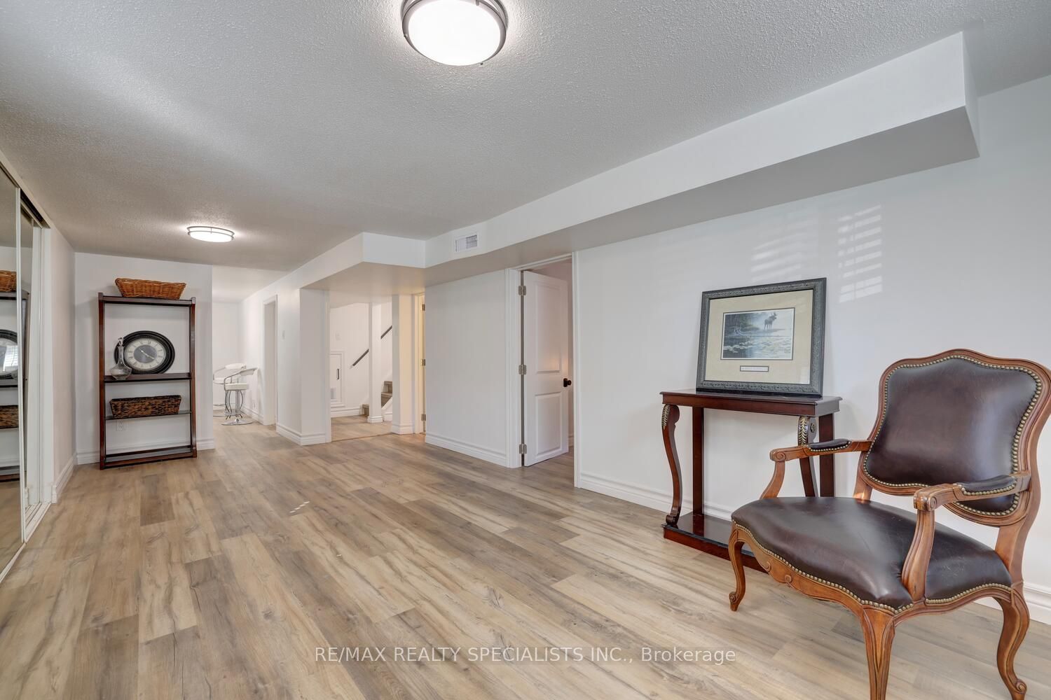 2633 Liruma Road