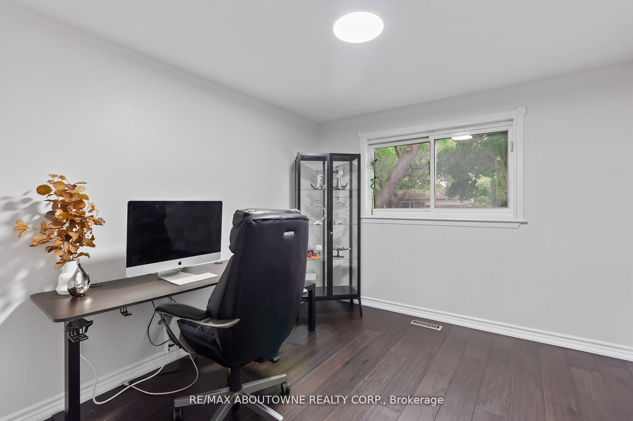 440 Sunset Drive