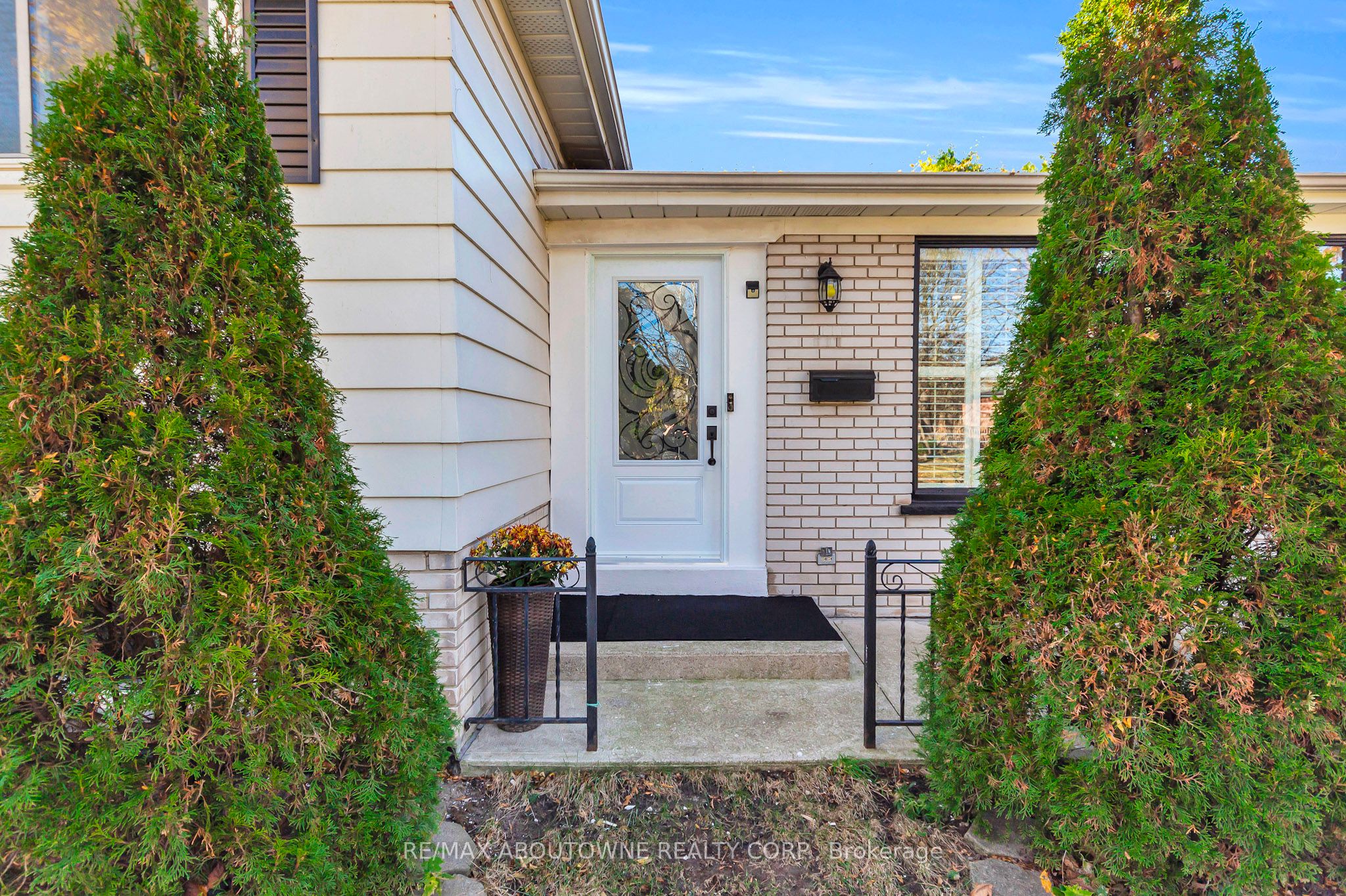 440 Sunset Drive