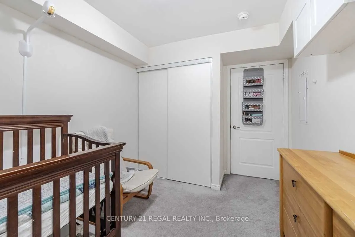 11 Applewood Lane, #112