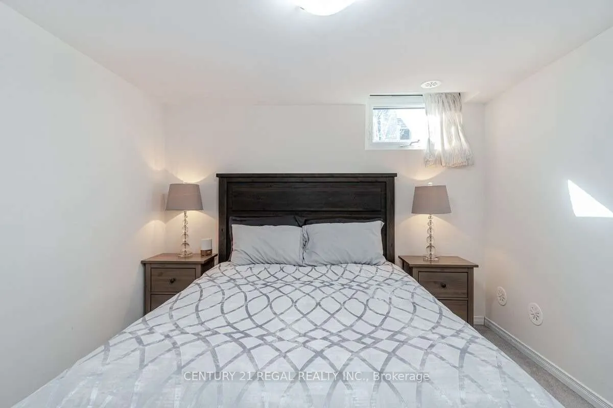 11 Applewood Lane, #112