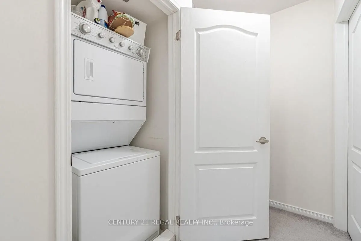 11 Applewood Lane, #112