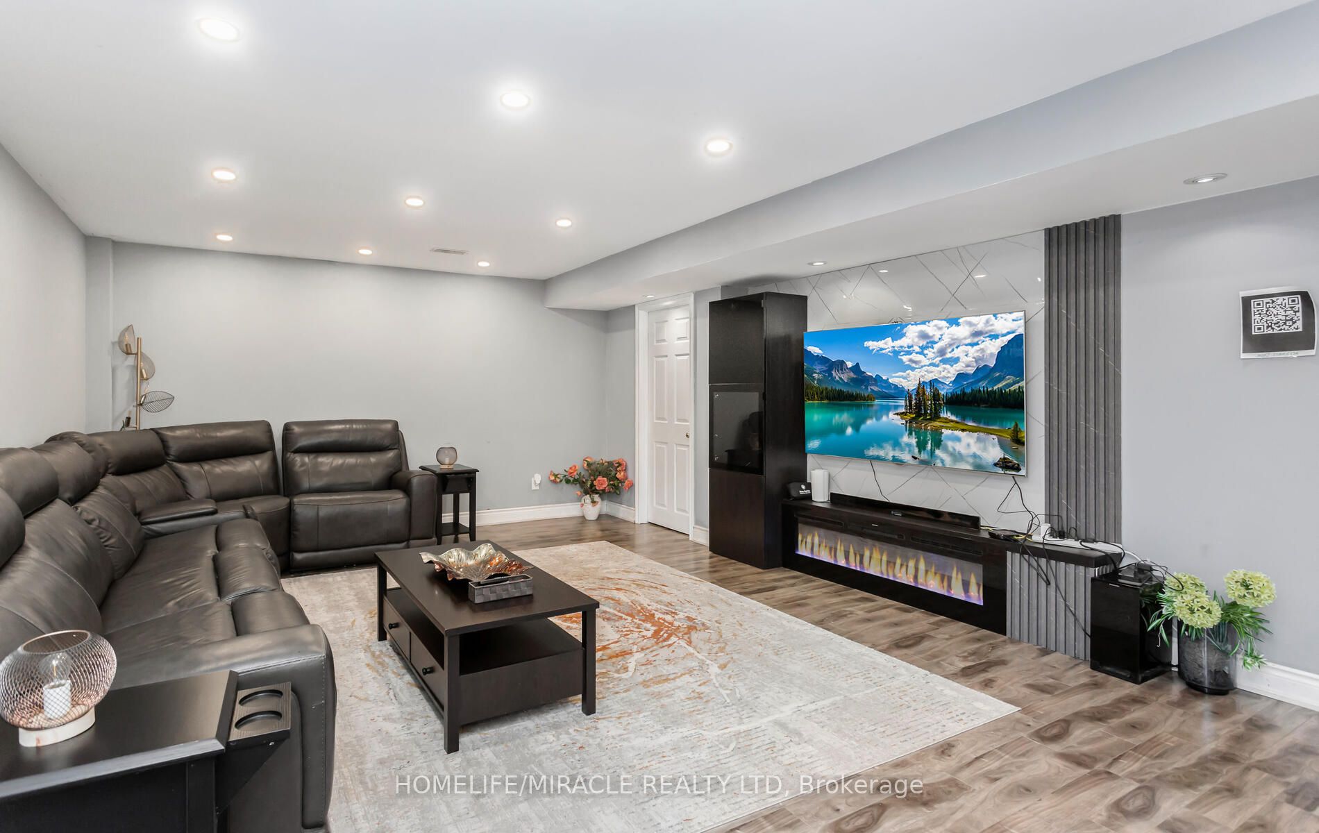 452 Nairn Circle