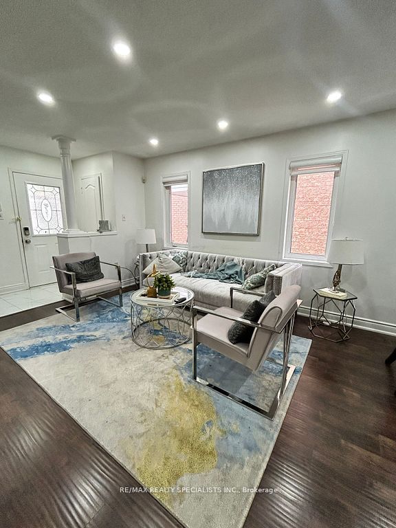 27 Coachwhip Road