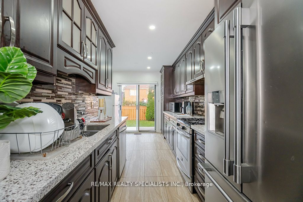 27 Coachwhip Road