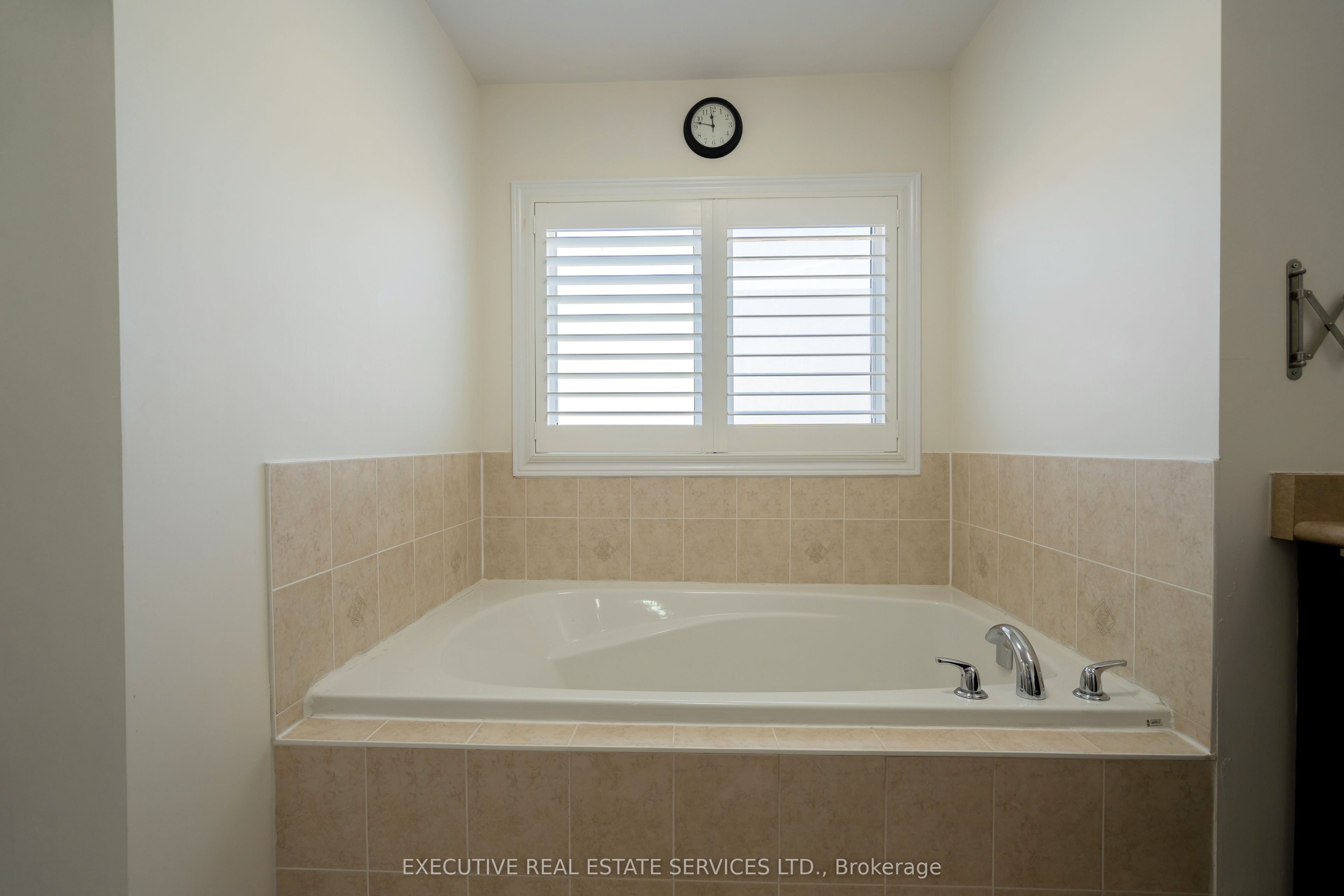 11 Goodsway Trail