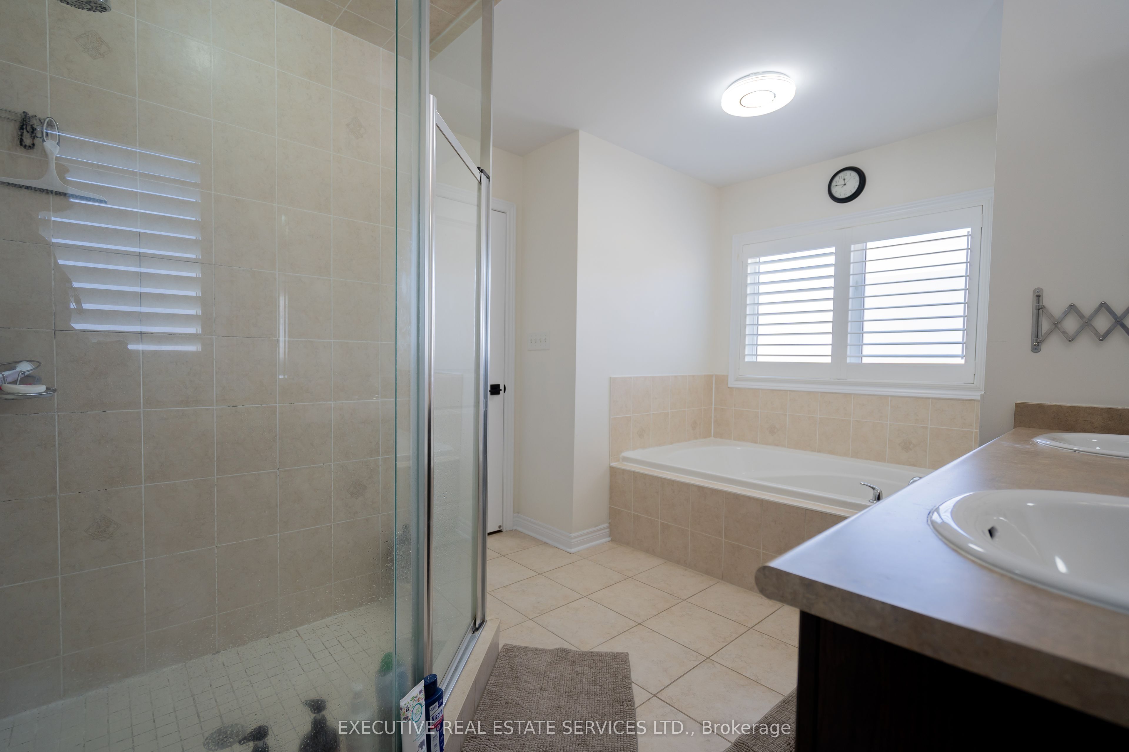11 Goodsway Trail