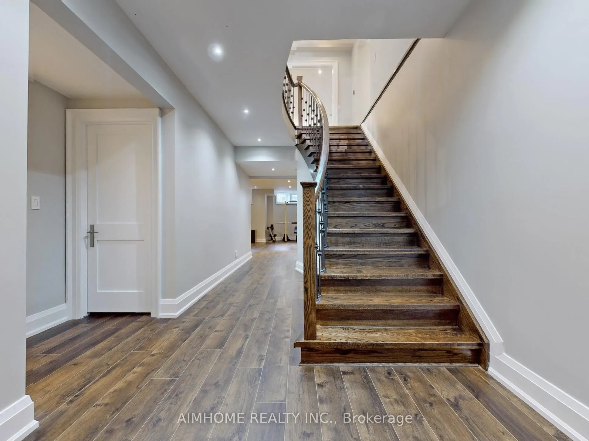 105 Ashbourne Drive