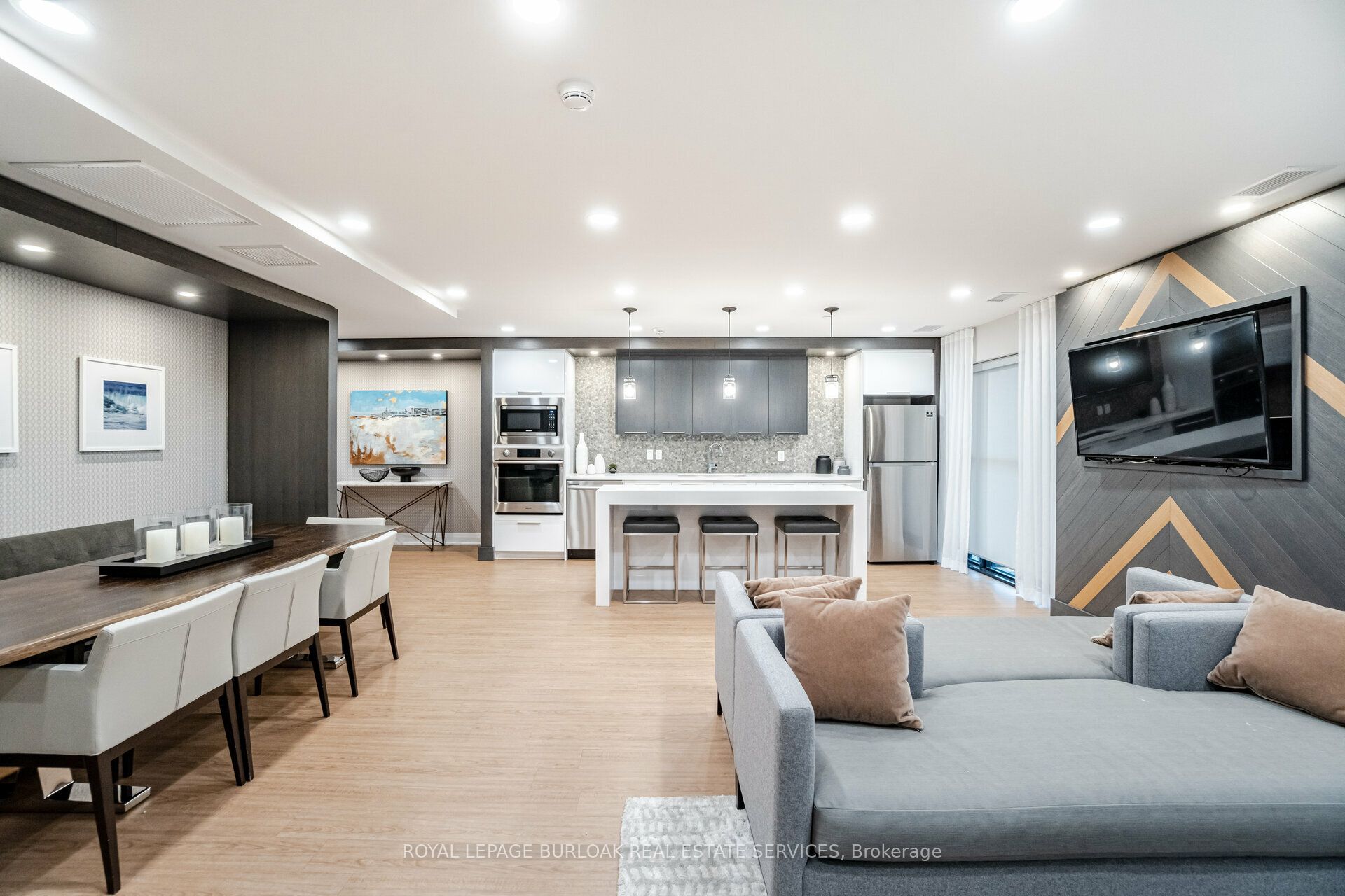 128 Grovewood Common, #131