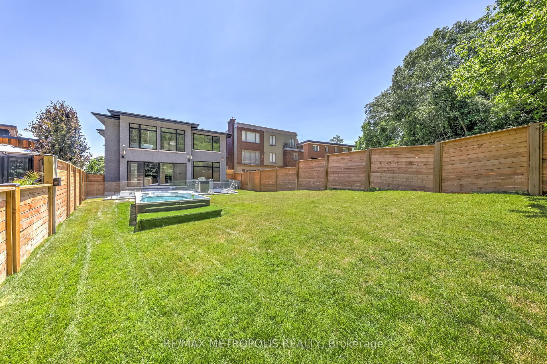 12 Bearwood Drive