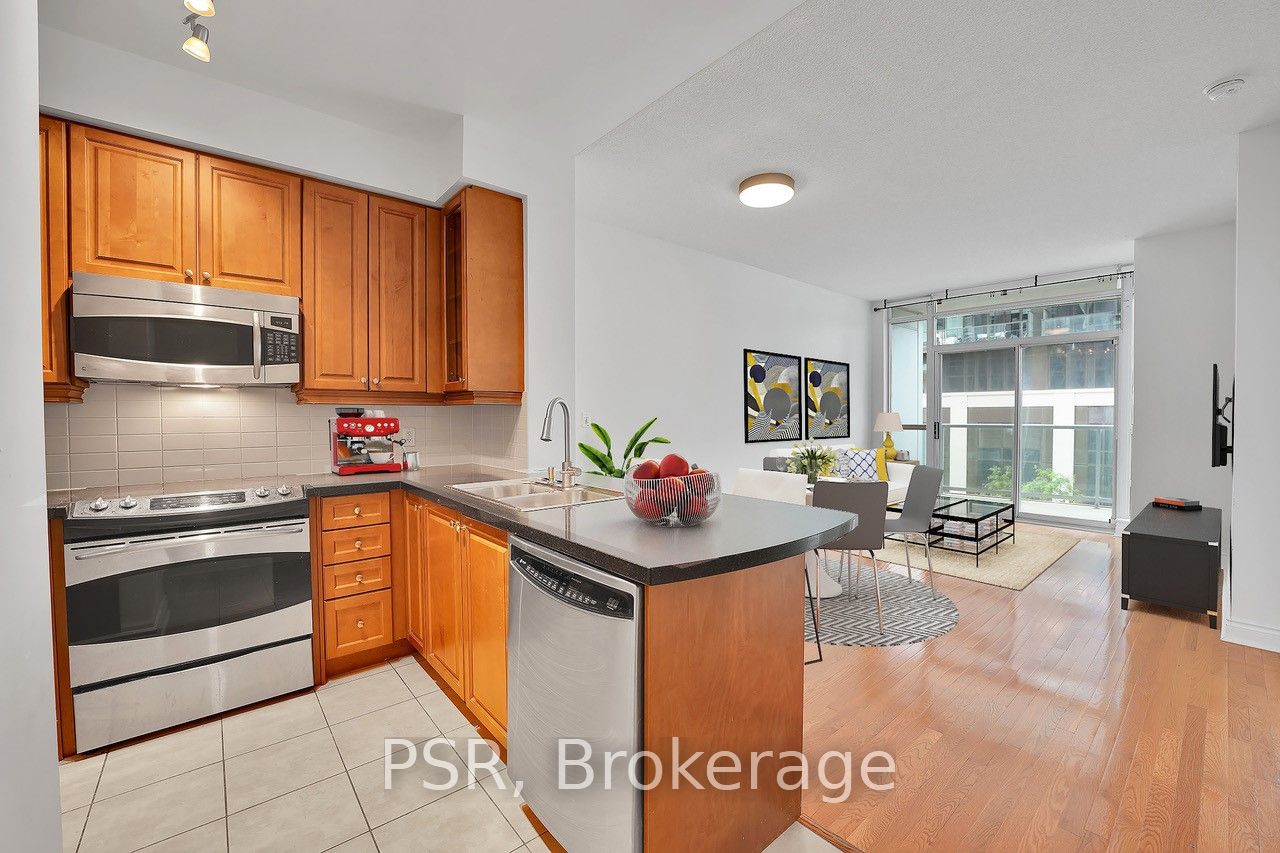 1910 Lake Shore Boulevard W #903