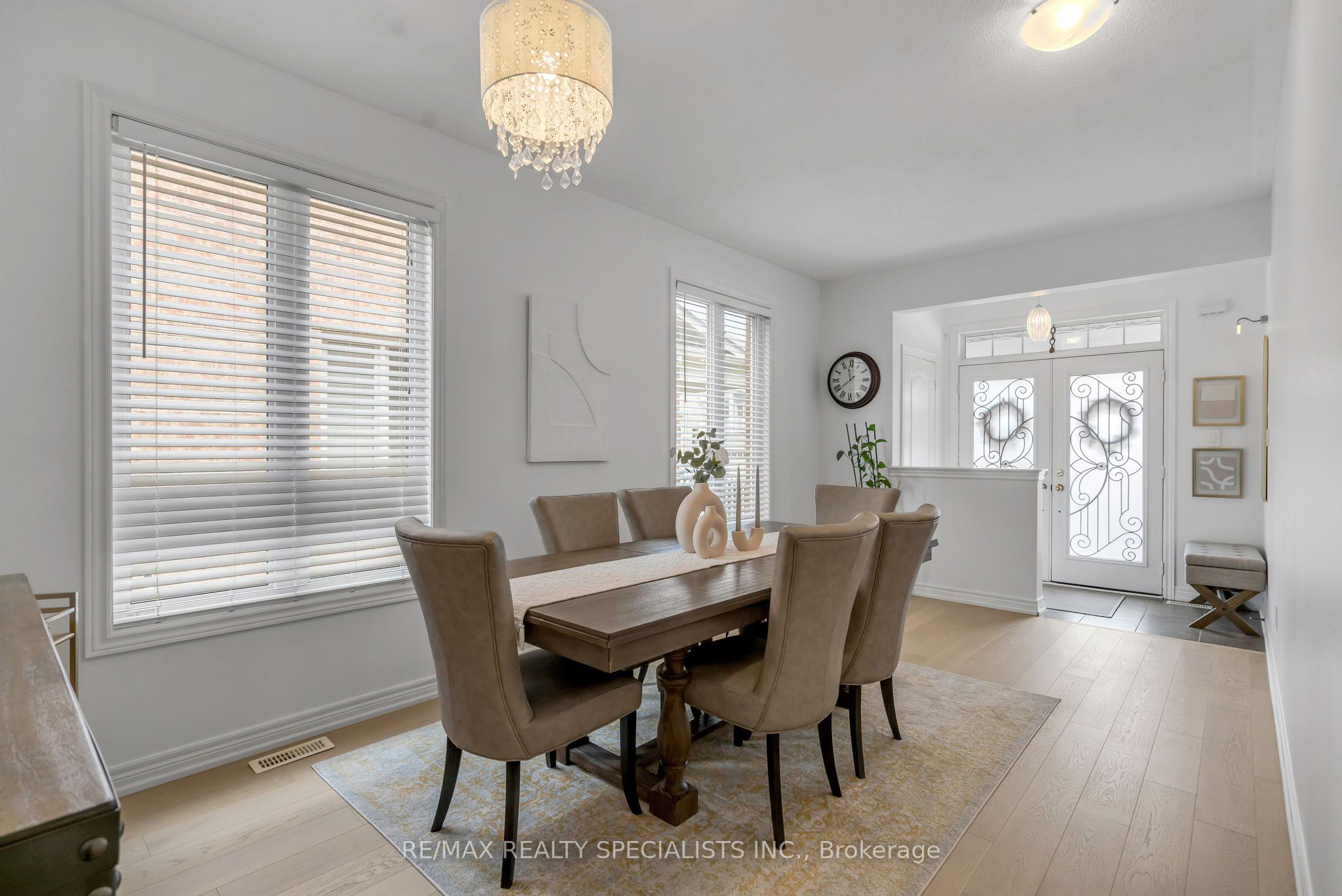 192 Giddings Crescent