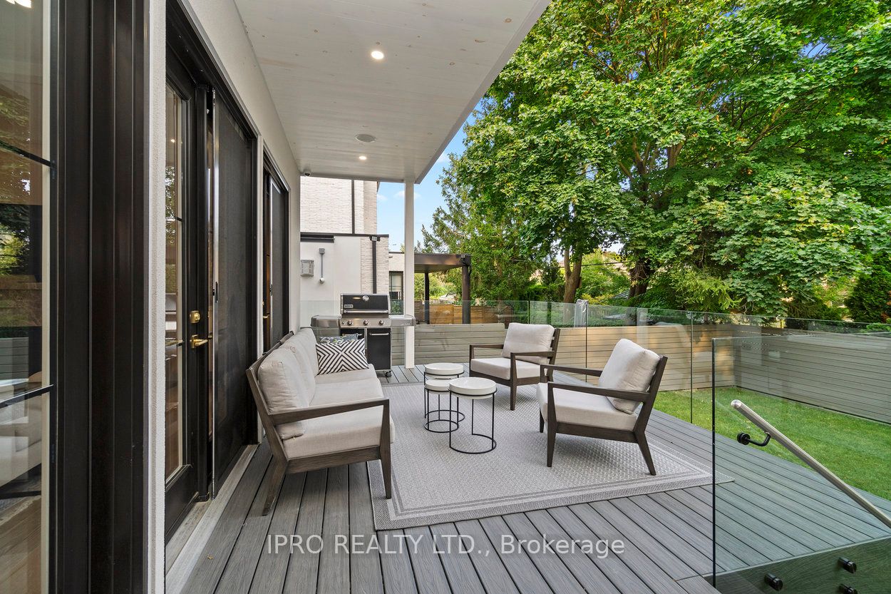 47 Ambleside Avenue