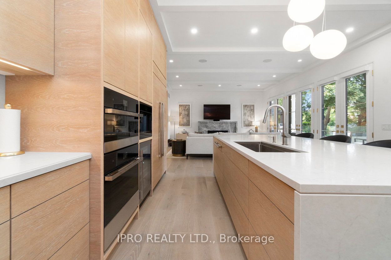 47 Ambleside Avenue