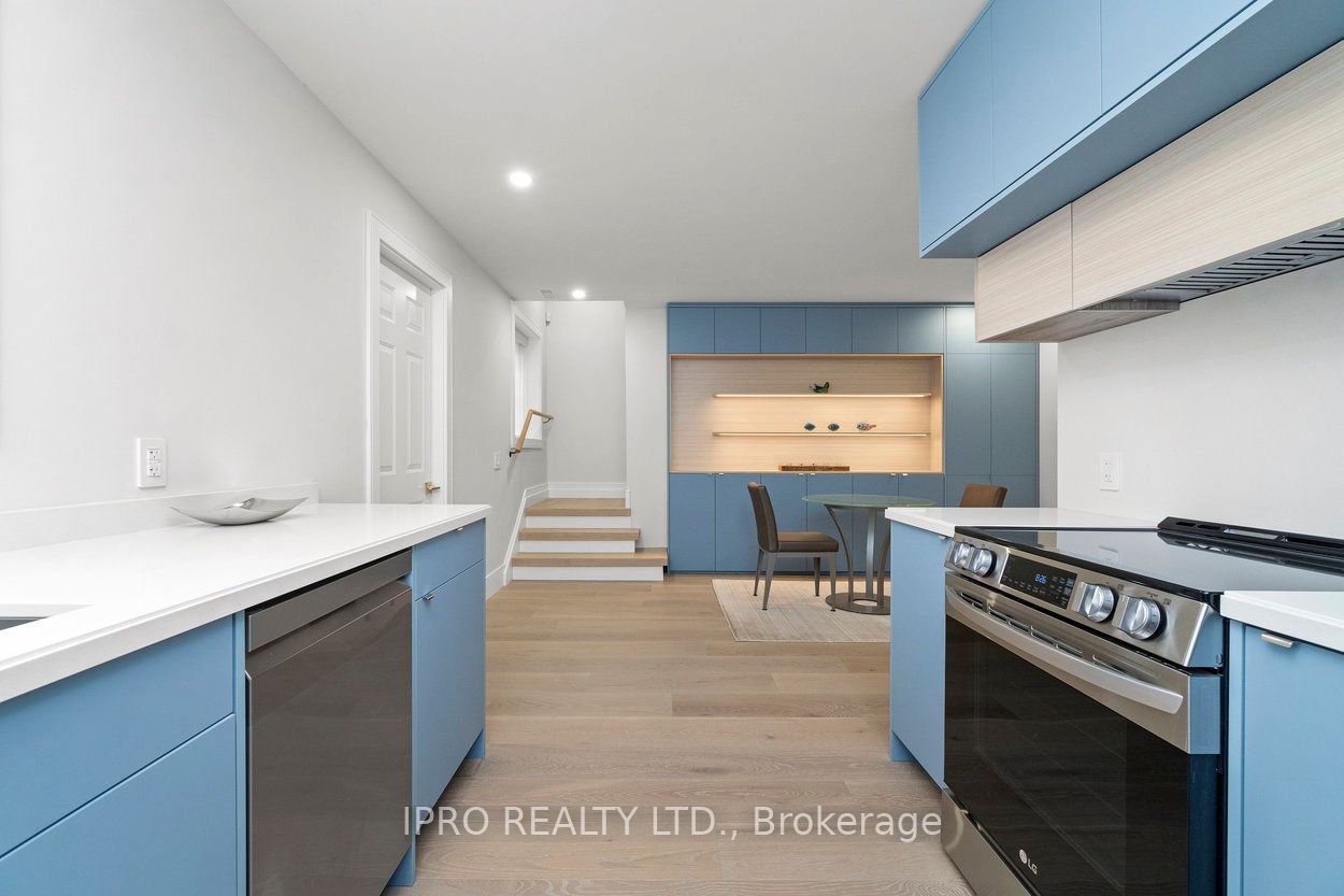 47 Ambleside Avenue