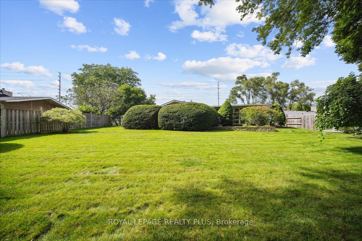 240 South Service Road