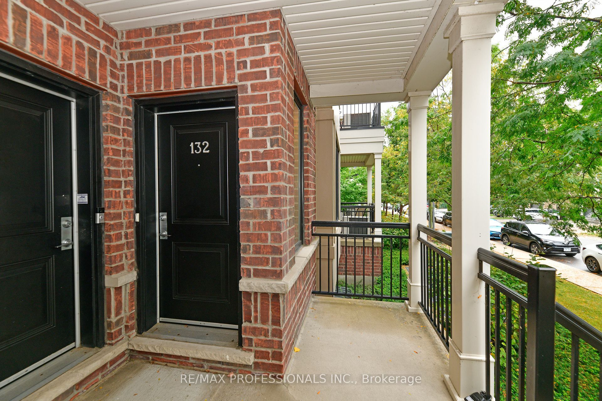 50 Carnation Avenue, #132