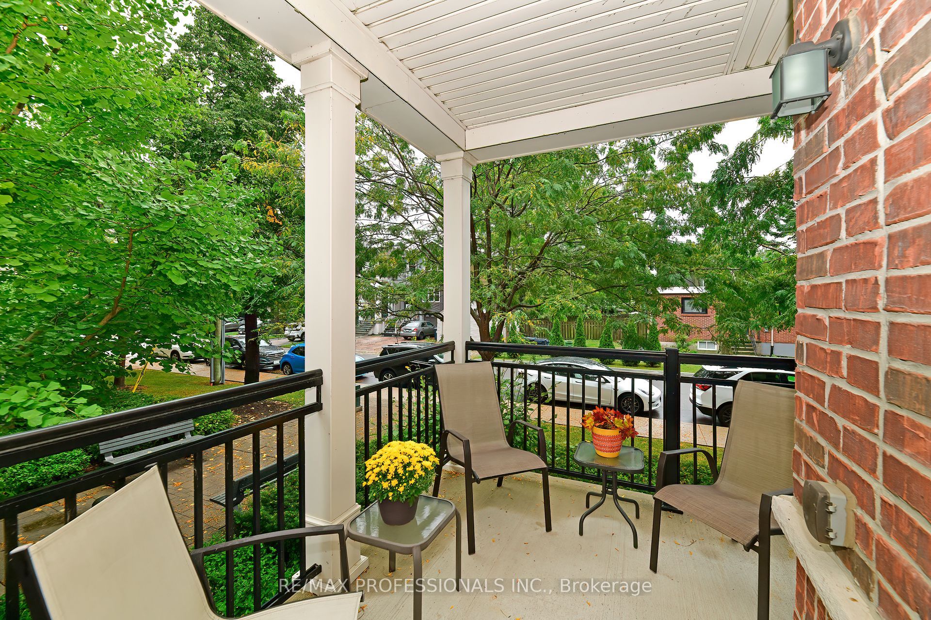 50 Carnation Avenue, #132