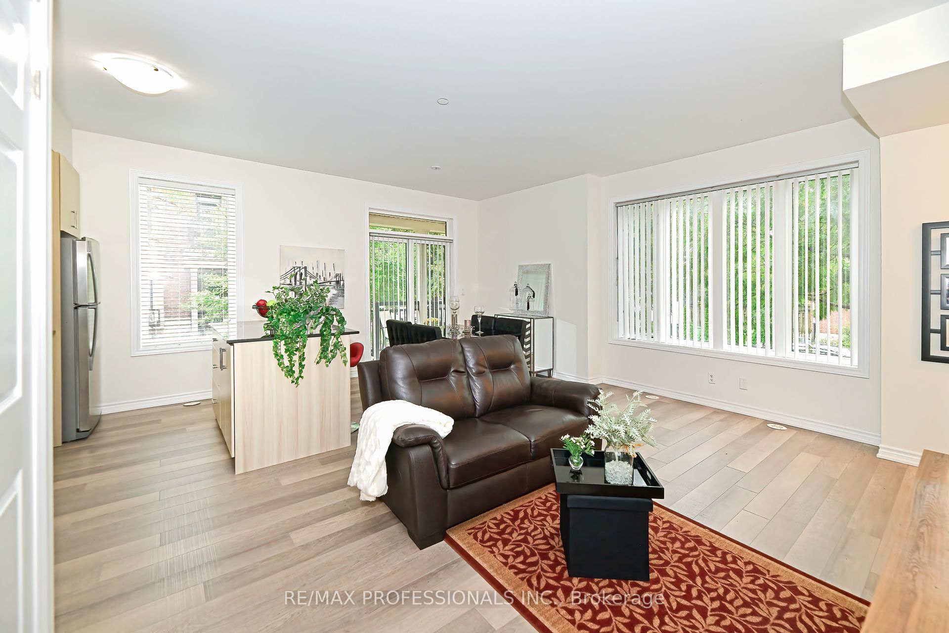 50 Carnation Avenue, #132