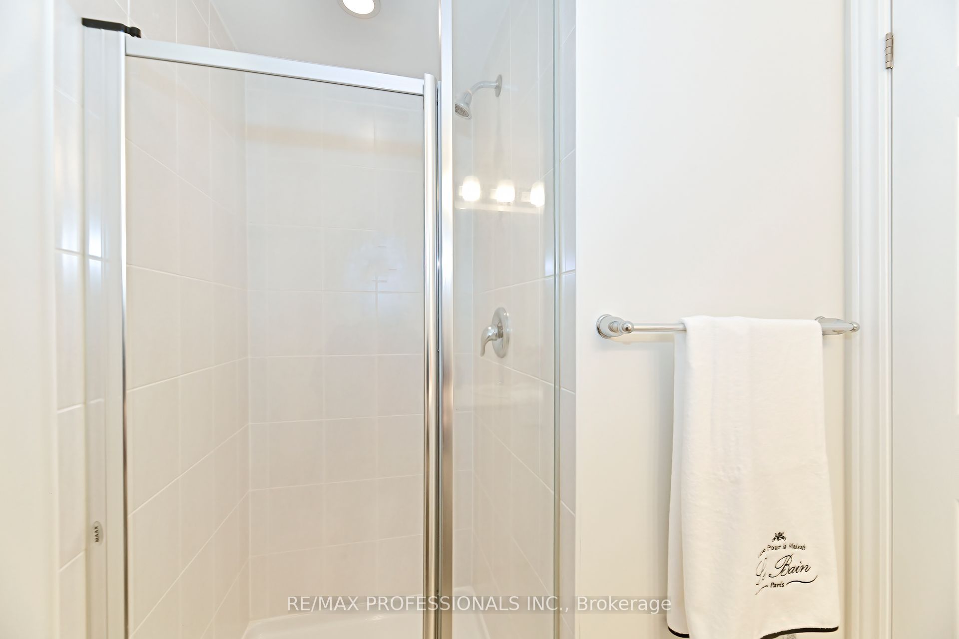 50 Carnation Avenue, #132