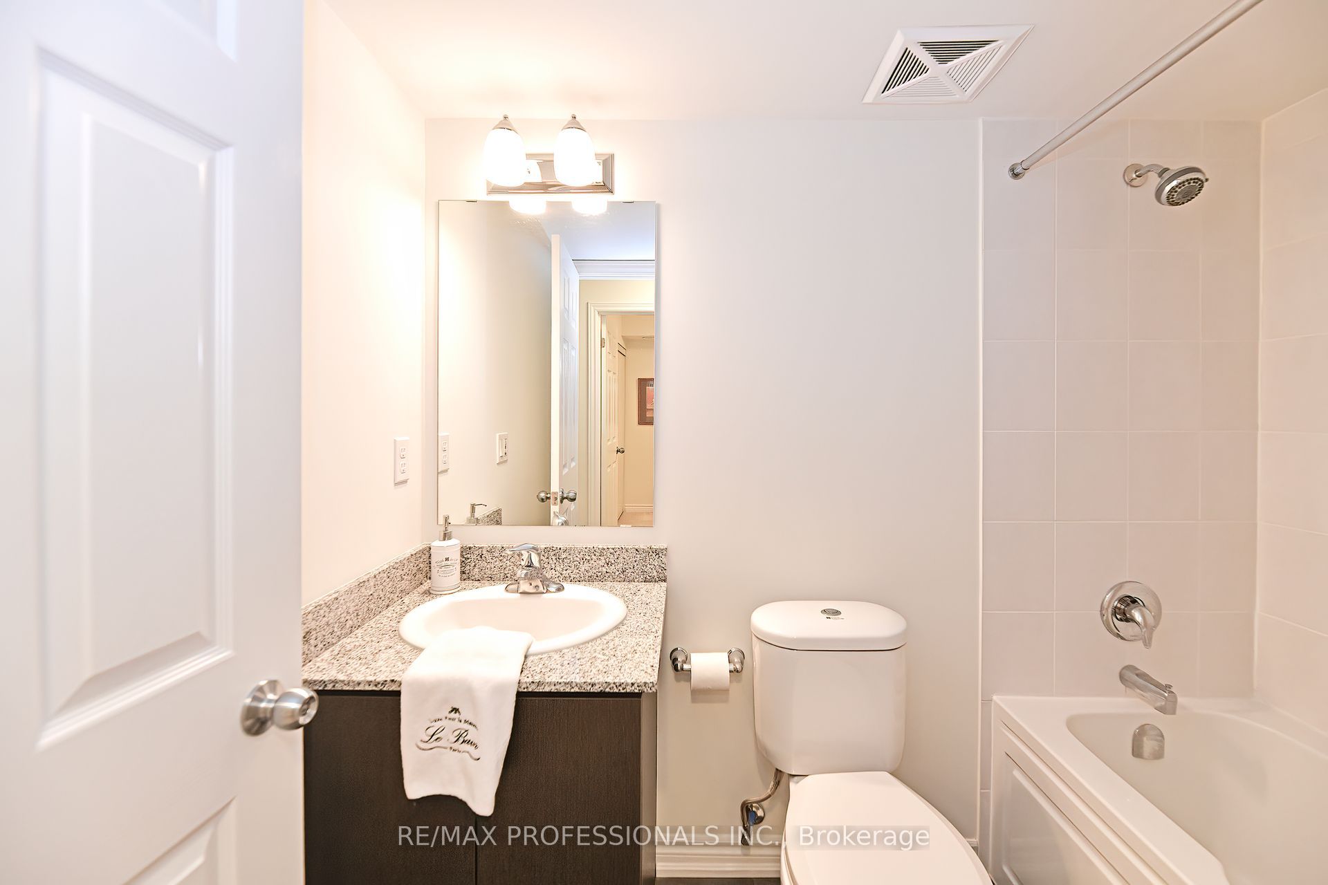 50 Carnation Avenue, #132