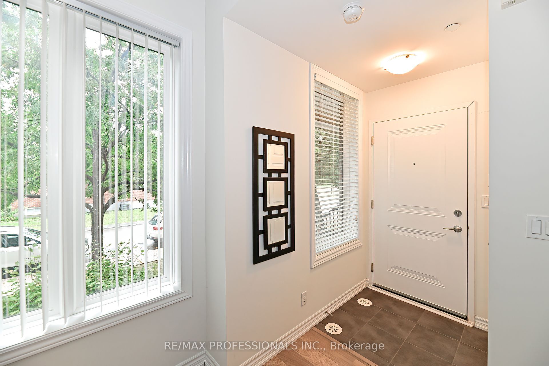 50 Carnation Avenue, #132