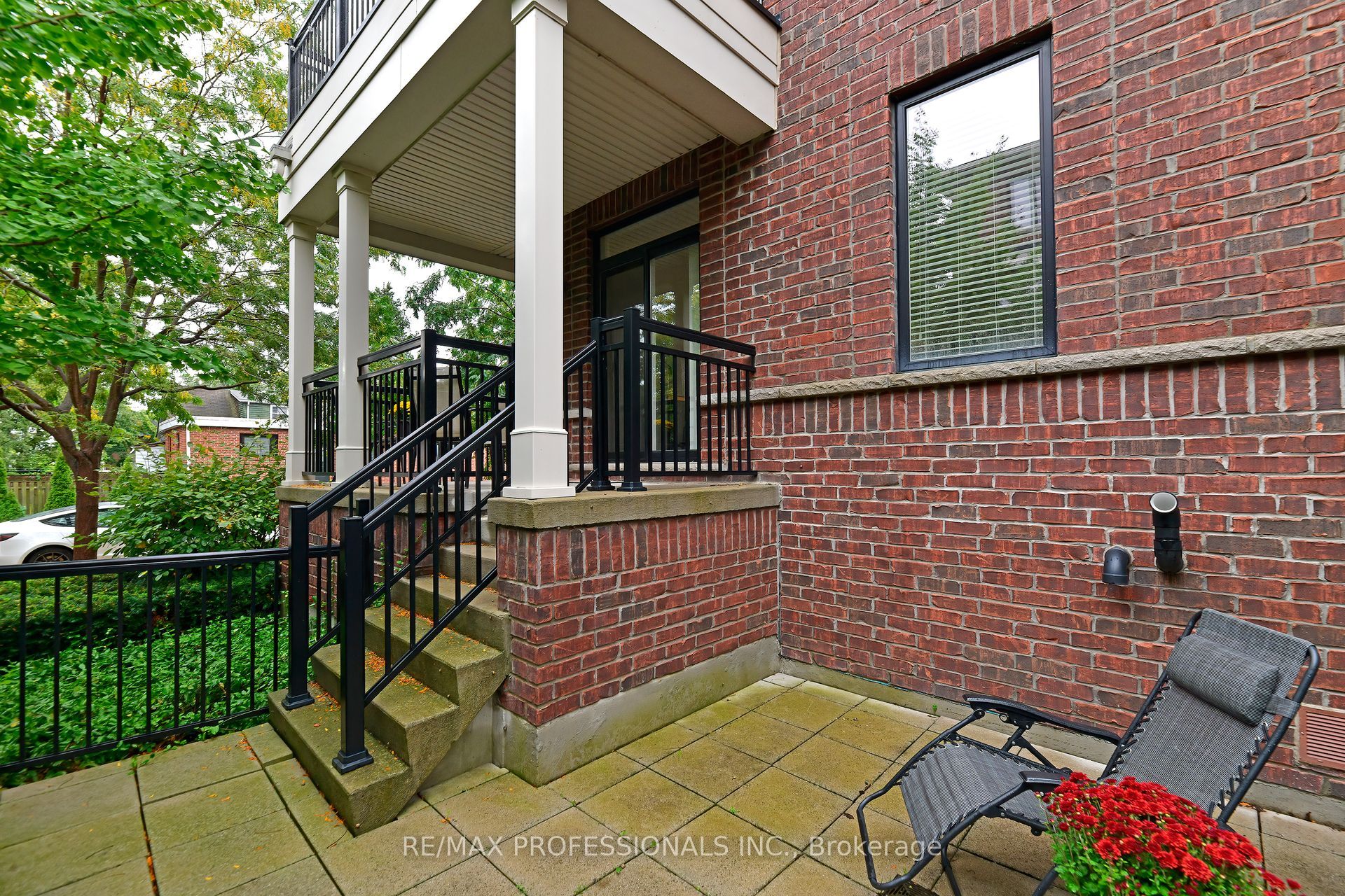50 Carnation Avenue, #132