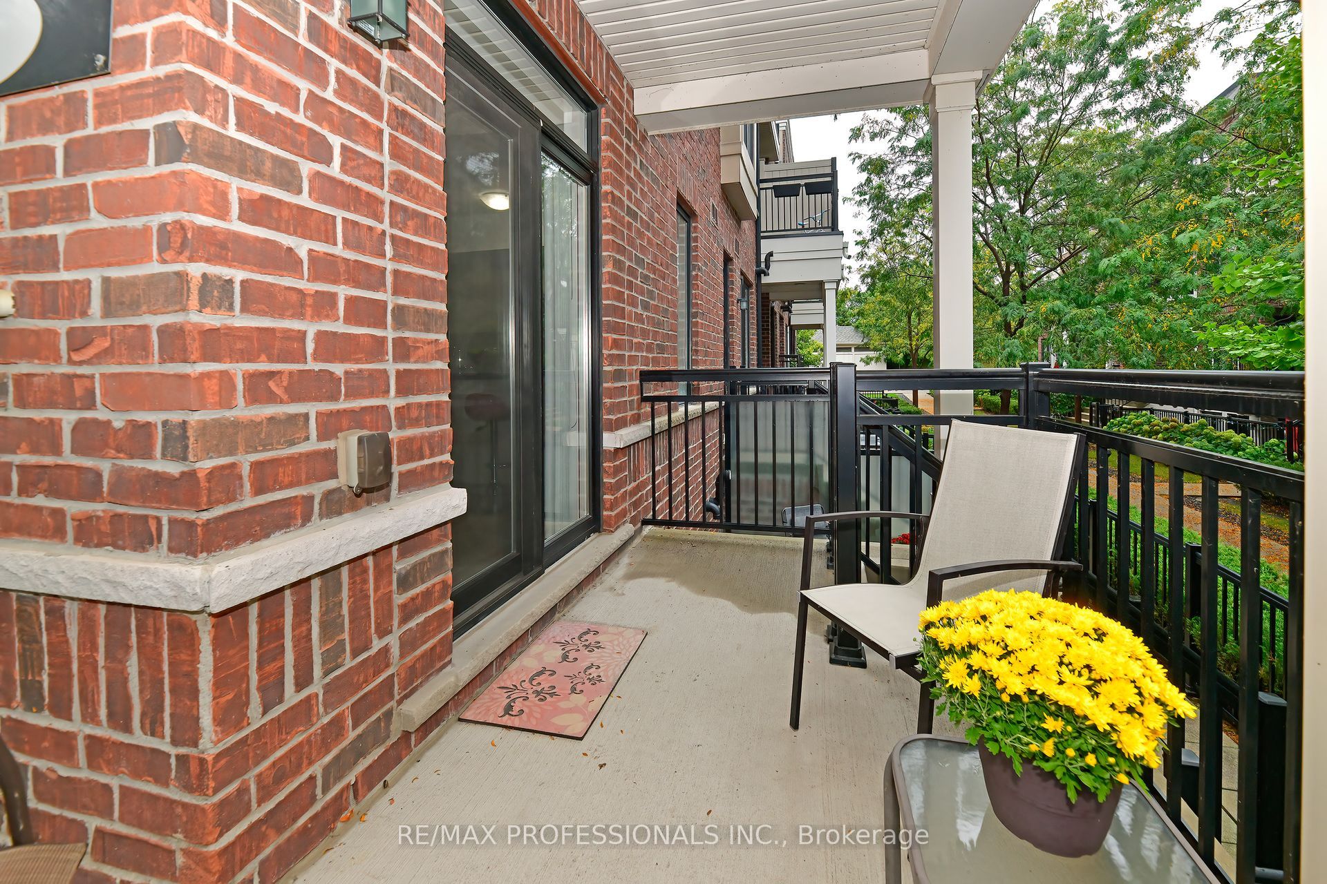 50 Carnation Avenue, #132